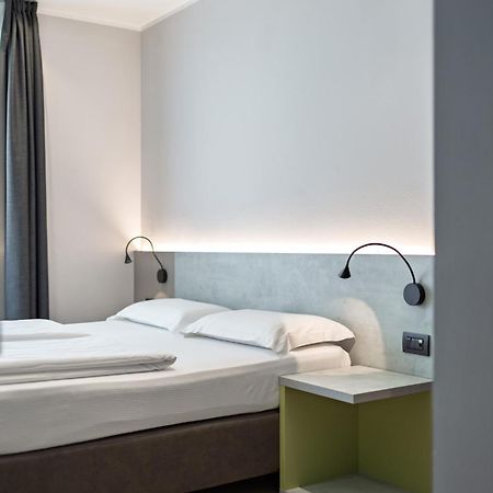 Hotel Garda Life Riva del Garda Esterno foto