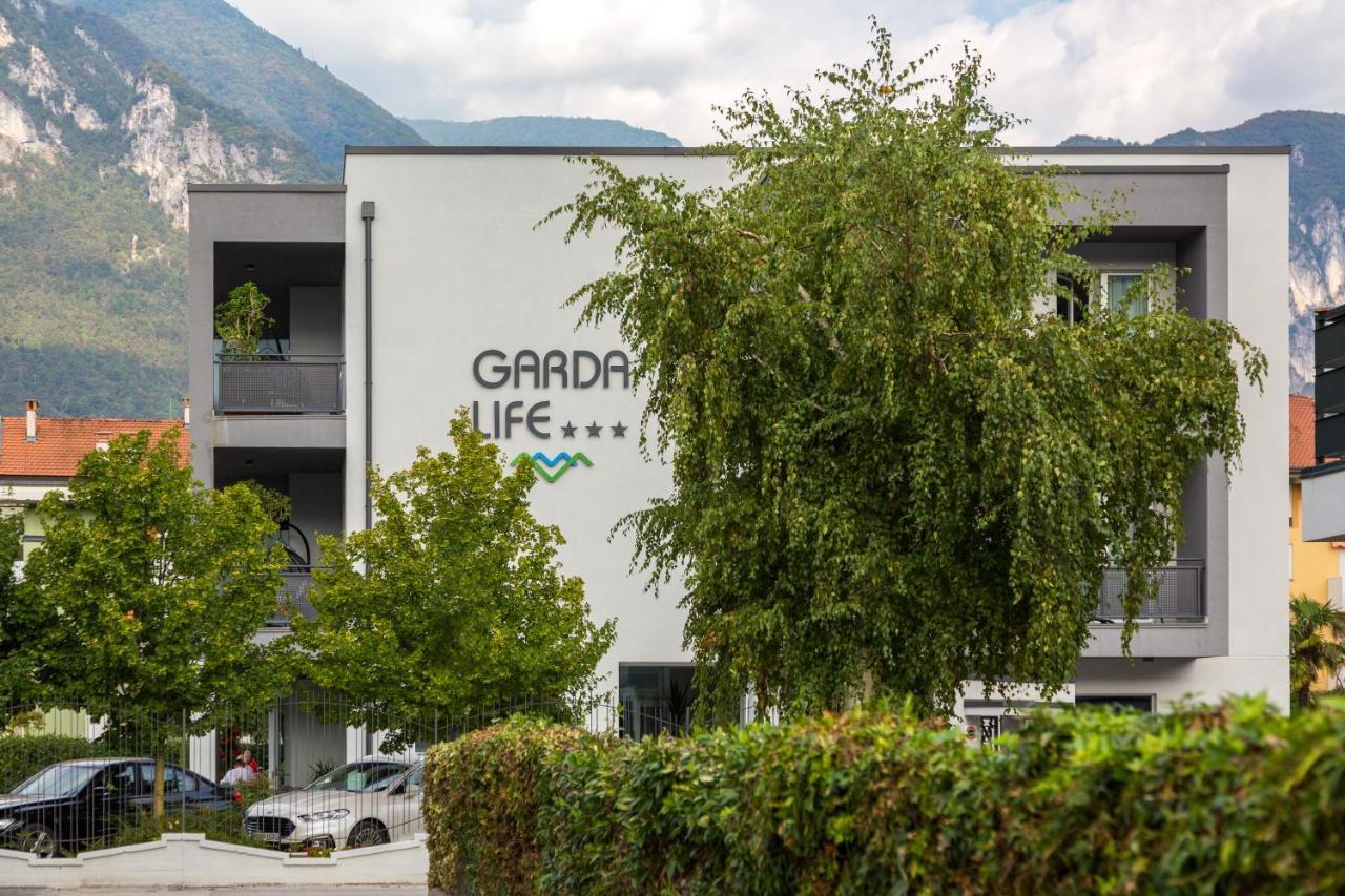 Hotel Garda Life Riva del Garda Esterno foto